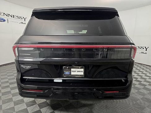 New 2026 Lincoln Navigator Black Label AWD/4WD image 6