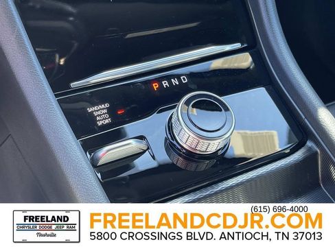 New 2025 Jeep Grand Cherokee L Limited w/ Luxury Tech Group II image 30