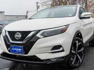 Used 2022 Nissan Rogue Sport SL w/ Premium Package video 1