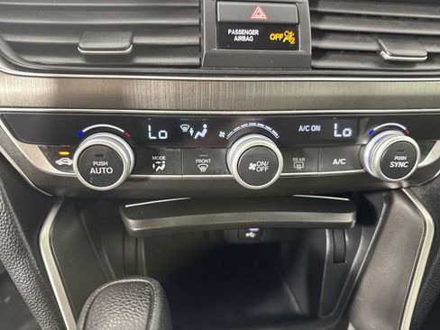 Used 2018 Honda Accord LX image 8