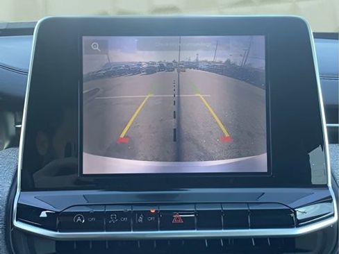 Certified 2022 Jeep Compass Latitude w/ Convenience Group image 22