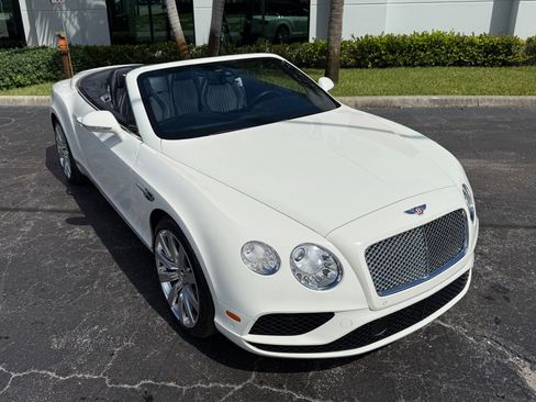 Used 2017 Bentley Continental GT image 17