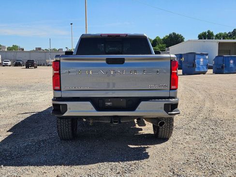 Used 2024 Chevrolet Silverado 3500 High Country w/ High Country Premium Package AWD/4WD image 5