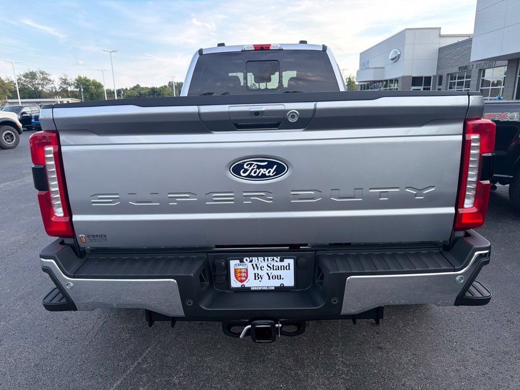 New 2027 Ford F350 Lariat w/ Lariat Ultimate Package AWD/4WD image 4
