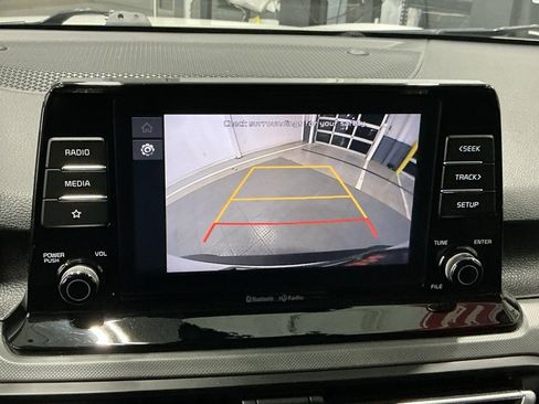 Used 2023 Kia Seltos LX image 6