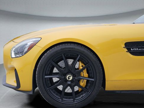 Used 2017 Mercedes-Benz AMG GT Coupe image 29