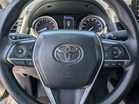 Used 2024 Toyota Camry LE w/ Convenience Package image 18