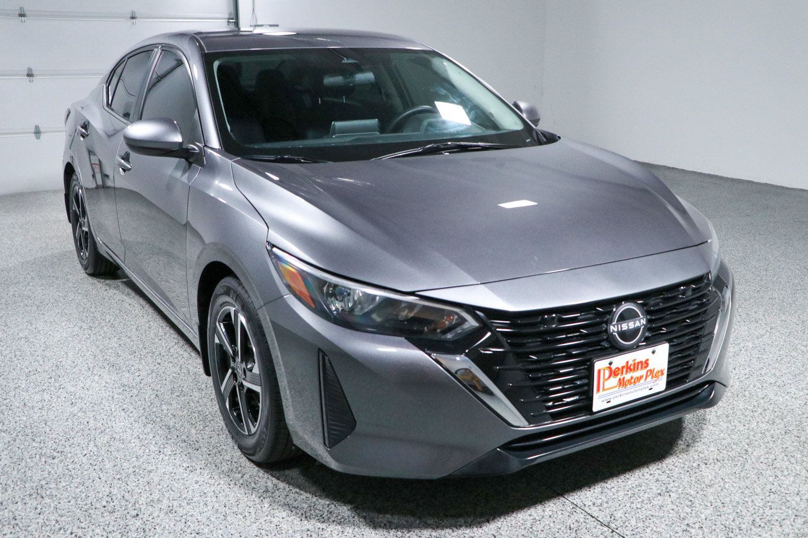 Used 2025 Nissan Sentra SV FWD image 5