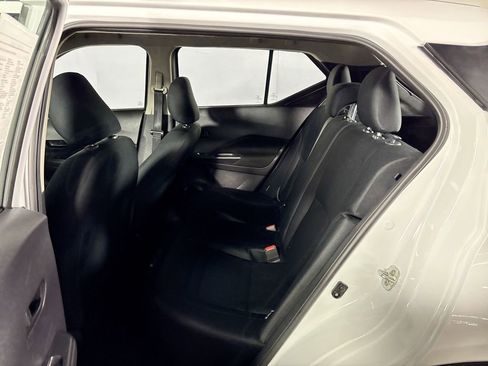 Used 2024 Nissan Kicks S image 19