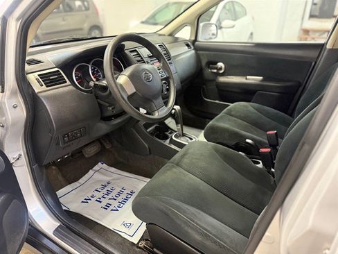 Used 2010 Nissan Versa 1.8 S w/ PWR Plus Pkg FWD image 10