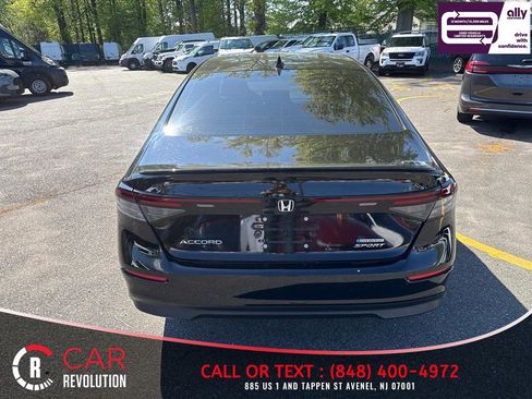 Used 2024 Honda Accord Sport image 5