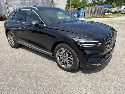 Used 2025 Genesis GV70 2.5T w/ Advanced Package AWD/4WD image 5