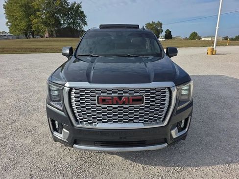 Used 2021 GMC Yukon Denali w/ LPO, Illumination Package image 8