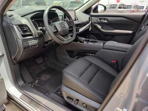 New 2026 Nissan Rogue Dark Armor FWD image 2