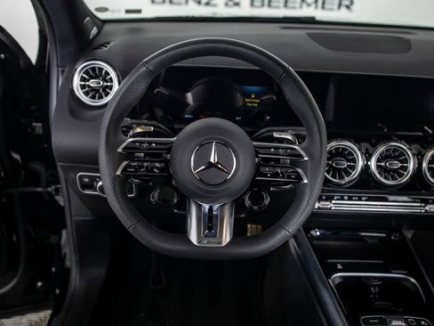 Used 2025 Mercedes-Benz GLA 35 AMG 4MATIC image 25