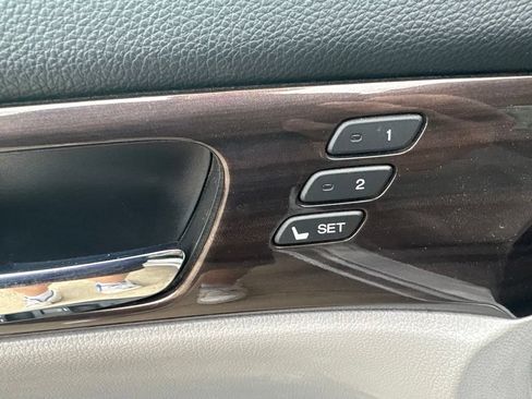 Used 2016 Honda Accord EX-L image 10