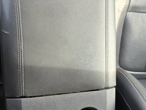 Used 2013 Ford F250 Lariat w/ Chrome Pkg image 24