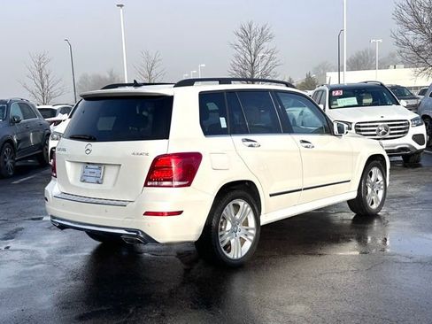Used 2015 Mercedes-Benz GLK 350 4MATIC image 11