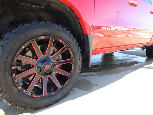 Used 2019 RAM 1500 Laramie image 10