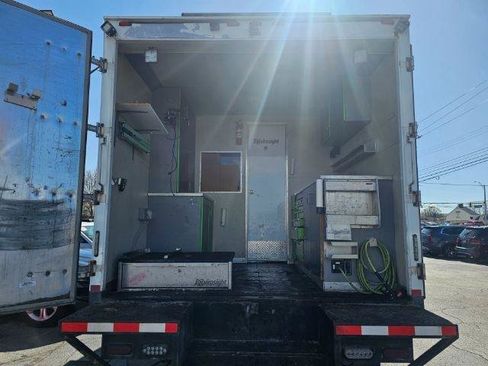 Used 2017 Ford E-450 and Econoline 450 Super Duty w/ Power Windows & Locks Group RWD image 31