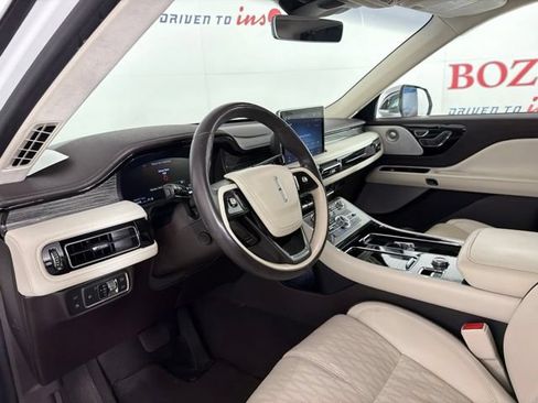 Used 2021 Lincoln Aviator Black Label Grand Touring w/ Class IV Trailer Tow Package AWD/4WD image 12
