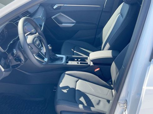 New 2025 Audi Q3 2.0T Premium image 5