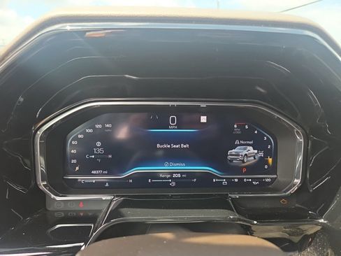 Used 2023 Chevrolet Silverado 1500 LTZ w/ LTZ Convenience Package II AWD/4WD image 17