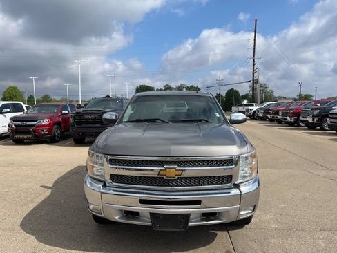 Used 2013 Chevrolet Silverado 1500 LT AWD/4WD image 2