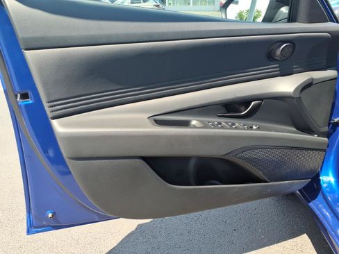 Certified 2025 Hyundai Elantra Sport FWD image 23