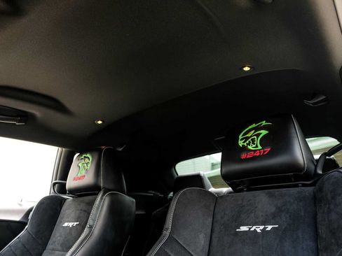 Used 2015 Dodge Challenger SRT Hellcat RWD image 30