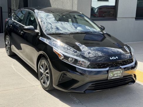 Used 2022 Kia Forte LXS FWD image 7