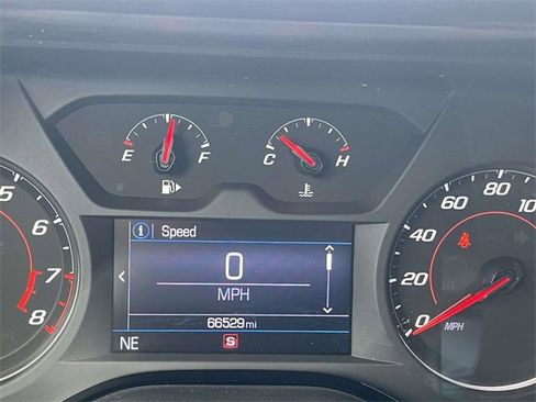 Used 2022 Chevrolet Camaro LT image 19