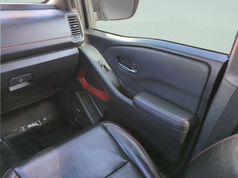 Certified 2023 Nissan Frontier PRO-4X w/ Pro-4X Premium Package image 16