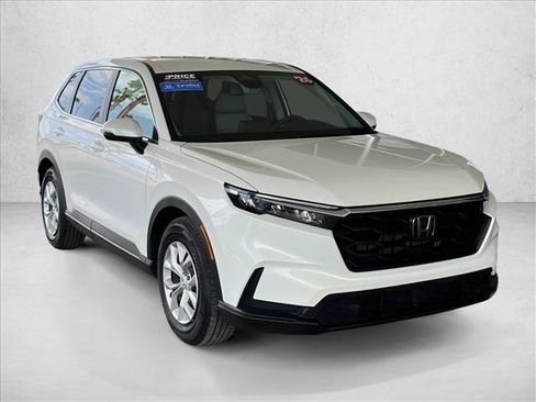 Used 2026 Honda CR-V LX image 5