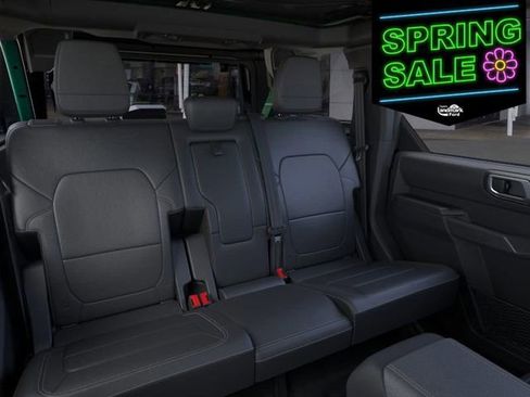 New 2025 Ford Bronco Badlands image 12