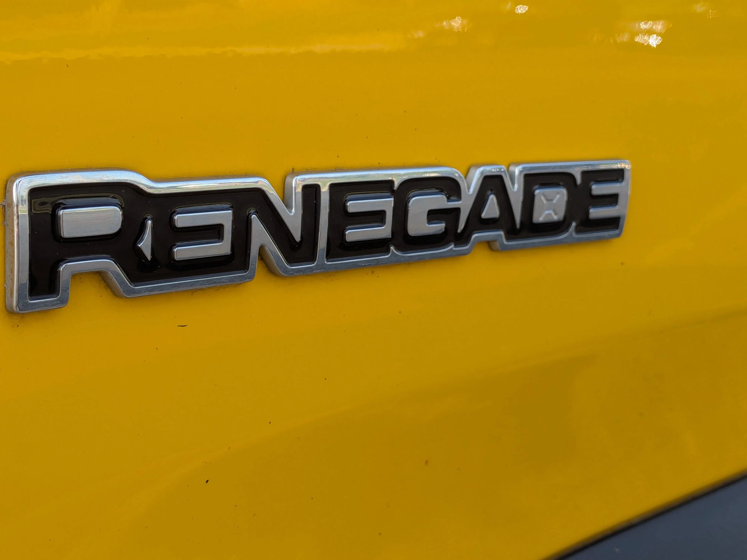 Used 2017 Jeep Renegade Sport w/ Power & Air Group AWD/4WD image 11