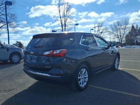 Used 2019 Chevrolet Equinox LT image 4