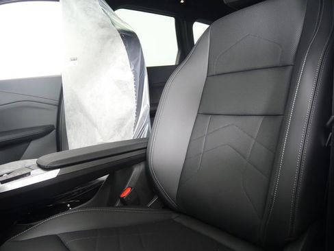 Used 2025 BMW X1 xDrive28i w/ Convenience Package image 10