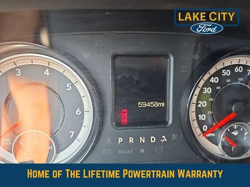 Used 2017 RAM 2500 Tradesman w/ Chrome Appearance Group AWD/4WD image 9