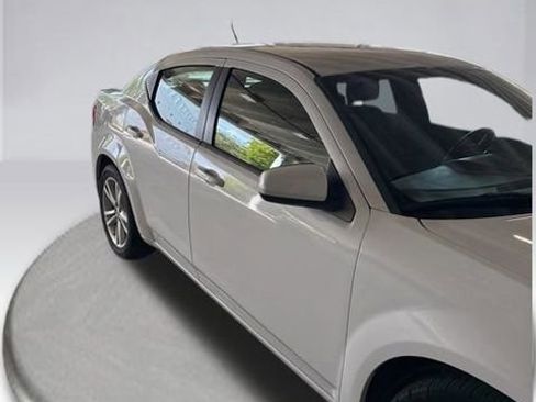 Used 2013 Dodge Avenger SXT w/ Rallye Appearance Group image 9