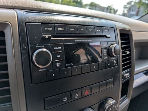 Used 2012 RAM 1500 Express image 23