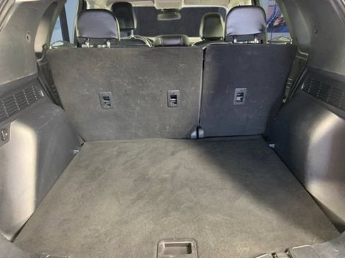 Used 2022 Ford Escape Titanium AWD/4WD image 10