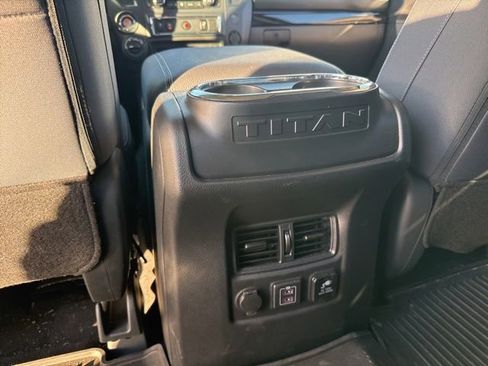 Used 2024 Nissan Titan SV w/ SV Convenience Package AWD/4WD image 24