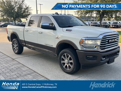 Used 2022 RAM 2500 Limited AWD/4WD image 1