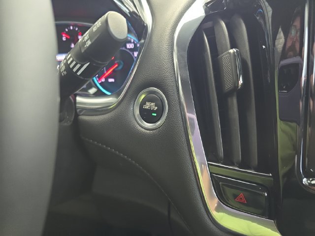 Certified 2023 Chevrolet Traverse LT FWD image 24