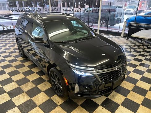 Used 2022 Chevrolet Equinox RS image 17