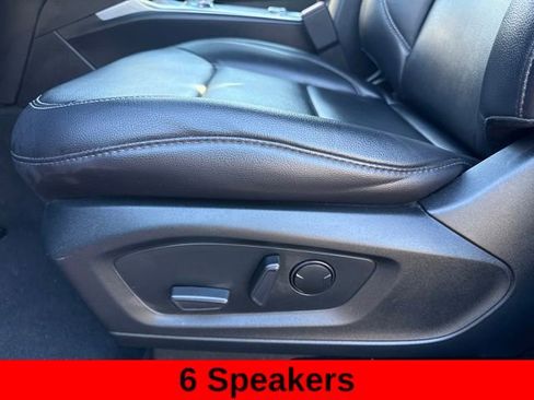 Used 2020 Ford Explorer XLT w/ Equipment Group 202A image 17