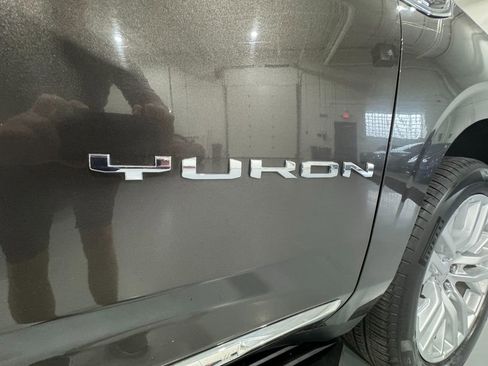 Used 2021 GMC Yukon SLT w/ SLT Luxury Plus Package image 48