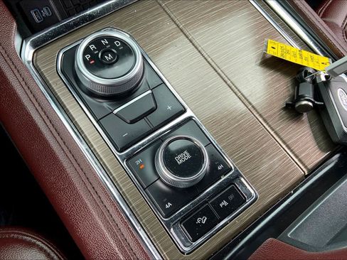 Used 2024 Ford Expedition Max Limited image 33