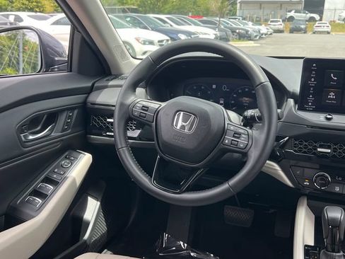 Used 2024 Honda Accord EX-L image 18